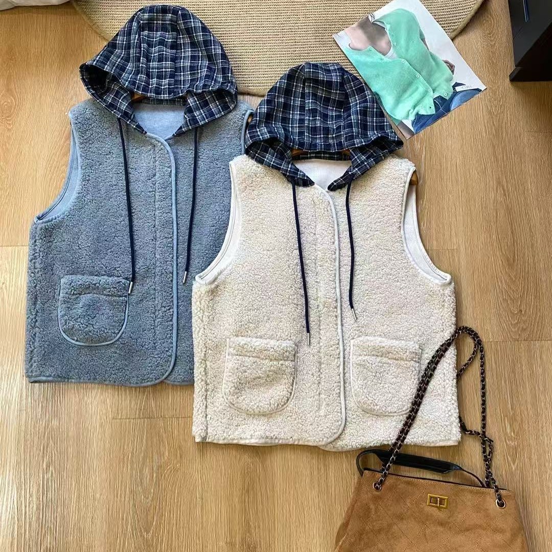 7003秋冬韩版宽松百搭格子连帽羊羔毛马甲女