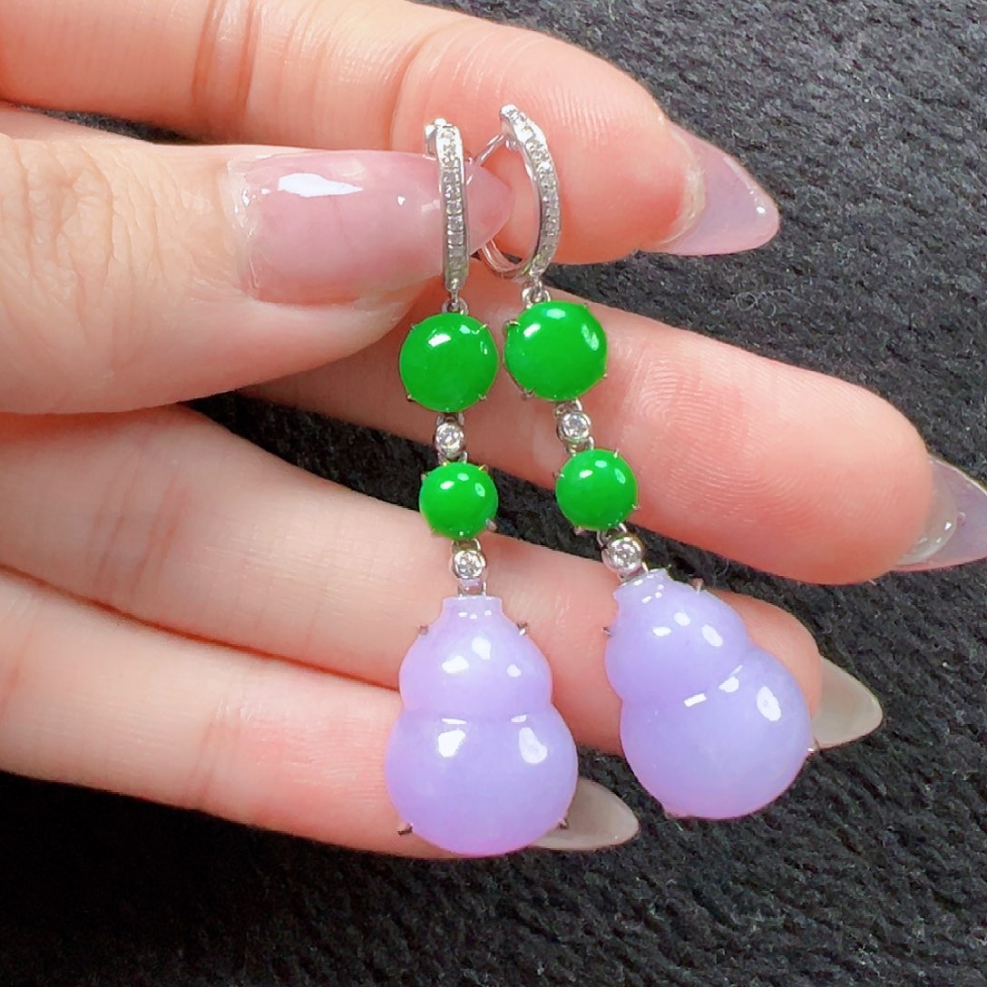 翡翠耳饰18K金镶嵌签收后24小时鉴赏期