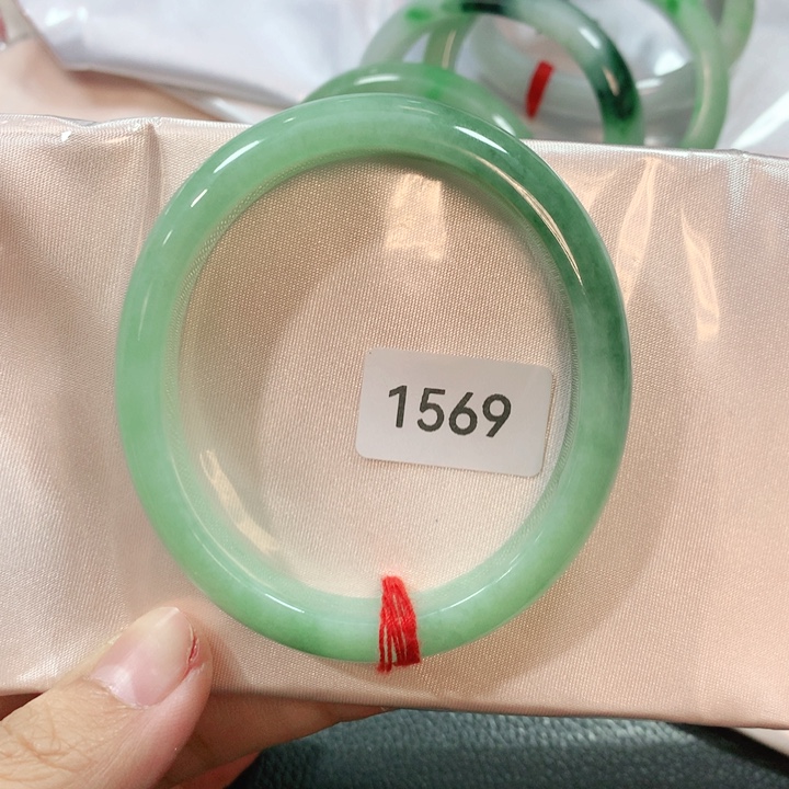 翡翠手镯未镶嵌天然翡翠手镯57.7