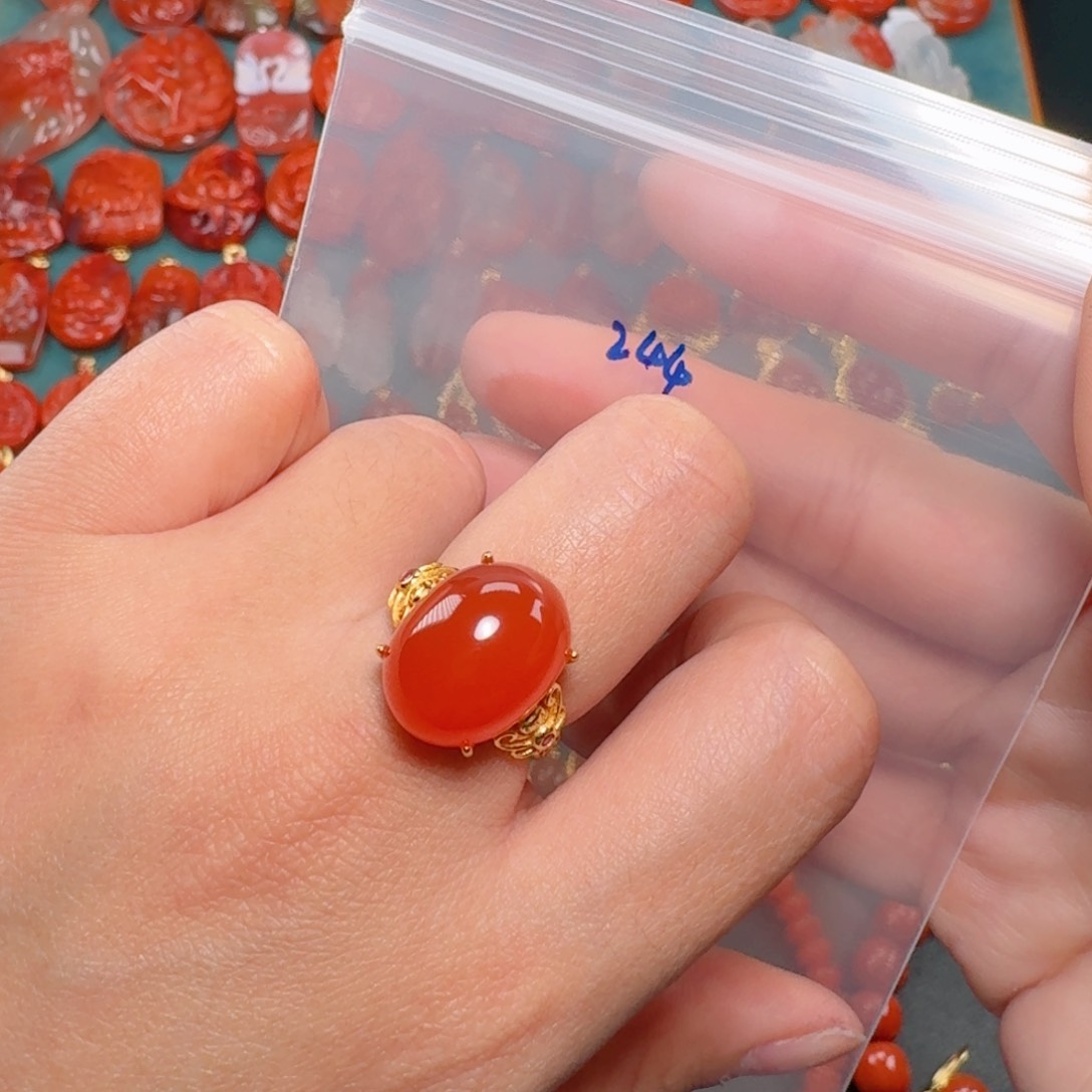 南红玛瑙南红玛瑙保山冰红银S925镶嵌