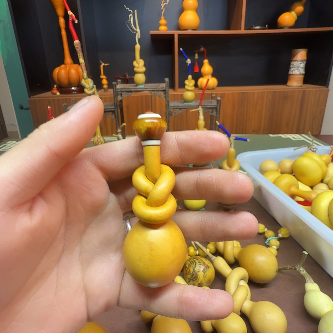 眯***漏半透60CM（含）-120CM（不含）