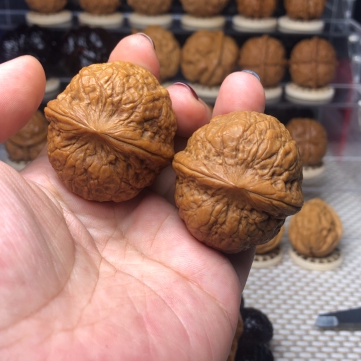 文玩核桃把件31蟒纹虎头元宝41