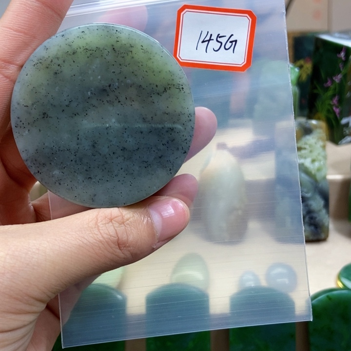 未镶嵌和田玉挂件