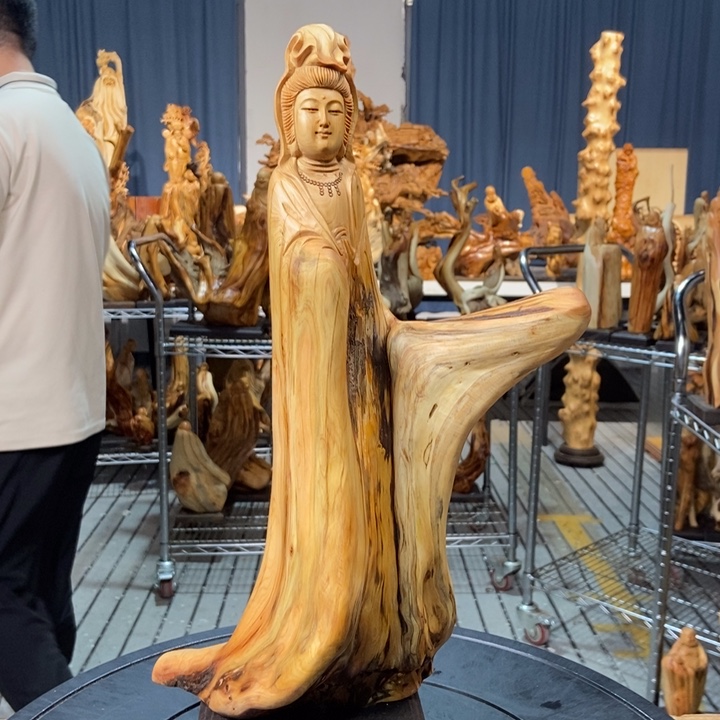 柏木（崖柏）随型摆件