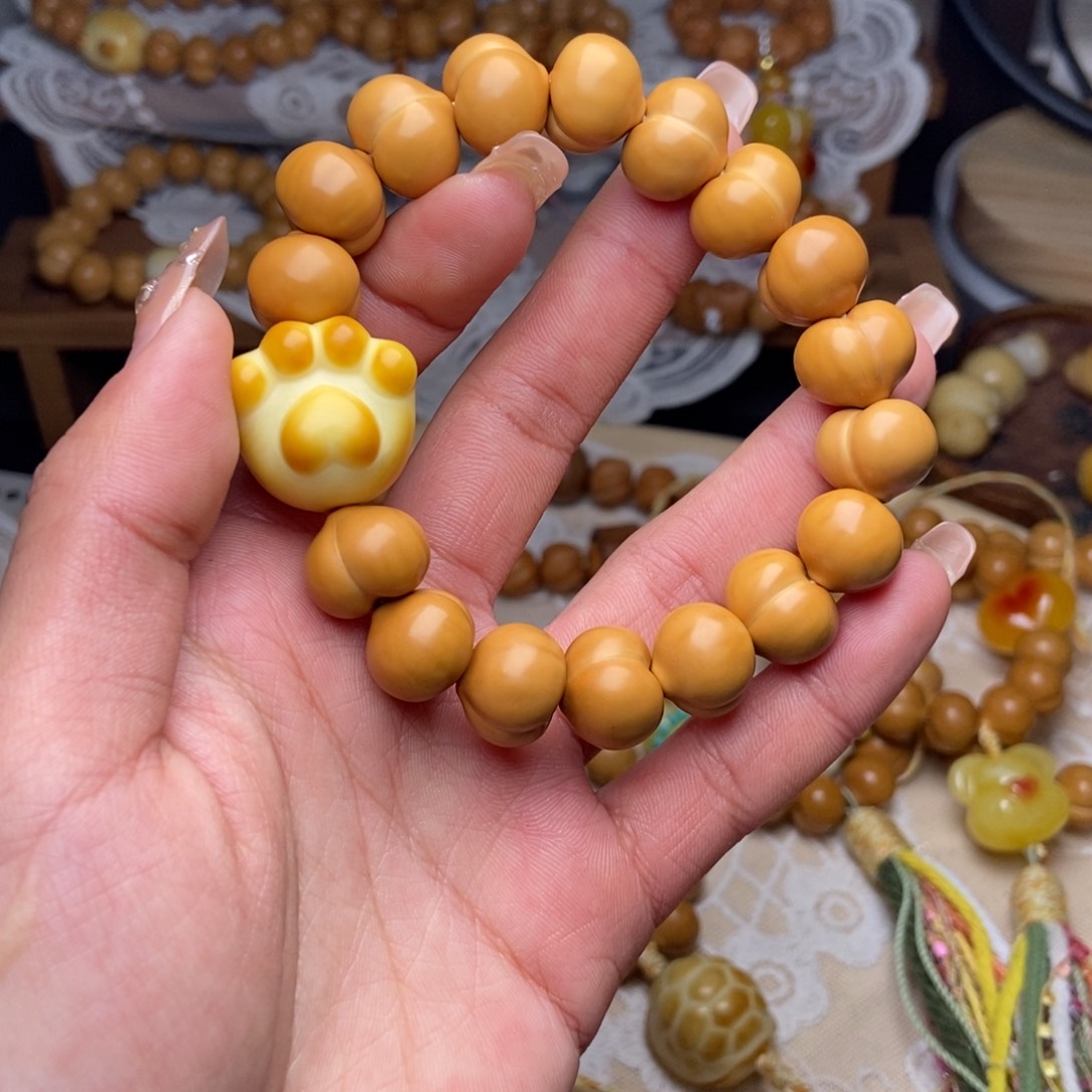 木质类屁桃高定14手串