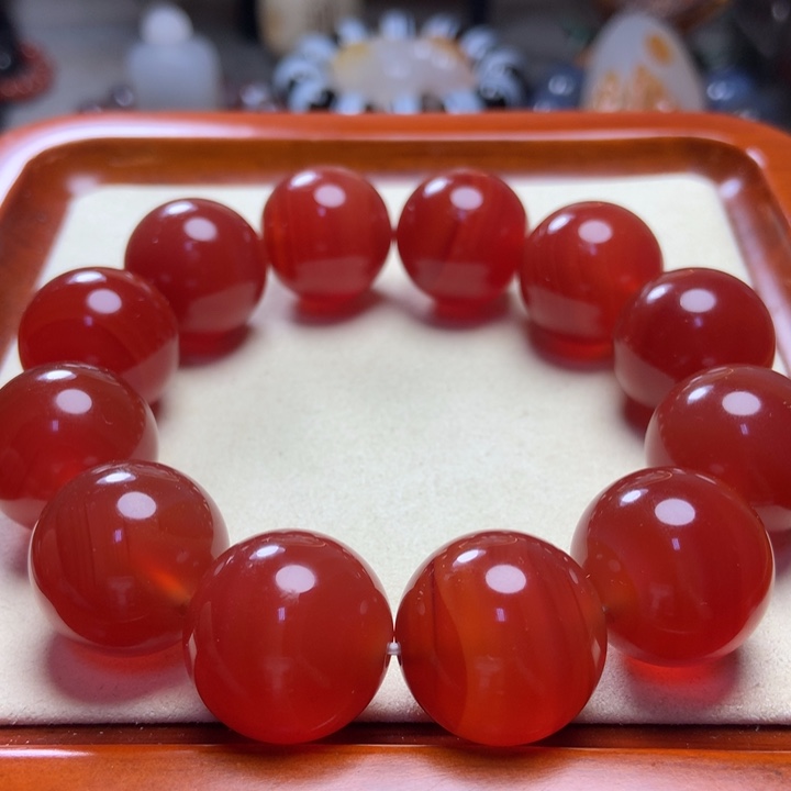 玛瑙/玉髓手串未镶嵌冰底 樱桃红