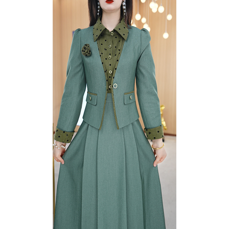 【两件套】25年早春翻领气质显瘦收腰通勤两件套套裙M-4XL