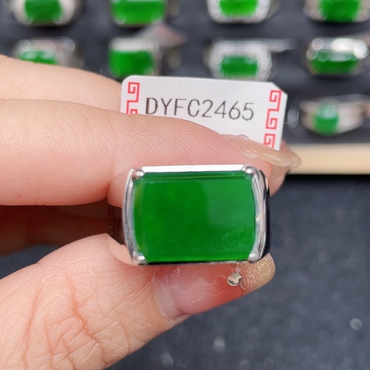 翡翠戒指银S925镶嵌小***器编号2465没有运费险