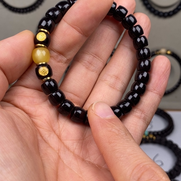 小***们手串椰蒂椰蒂手串