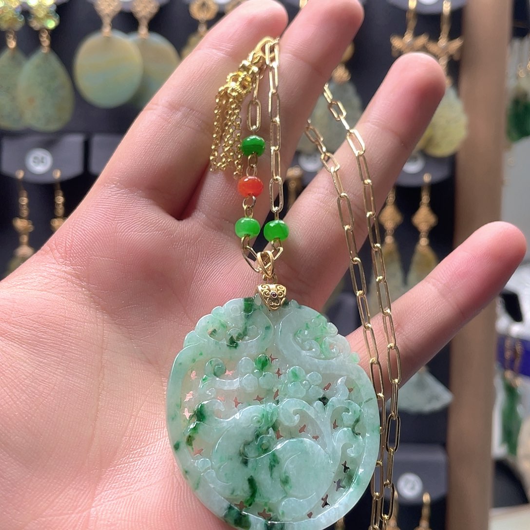 翡翠未镶嵌耳饰翡翠