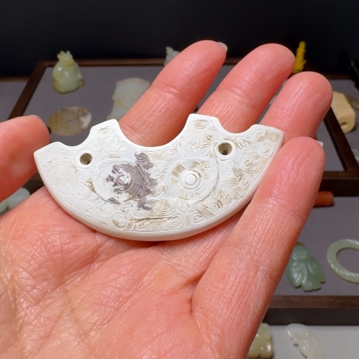 和田玉（糖玉）挂件未镶嵌