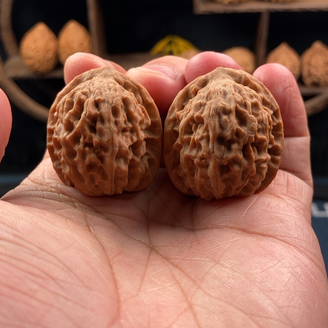 文玩核桃把件全品黄松峪元宝