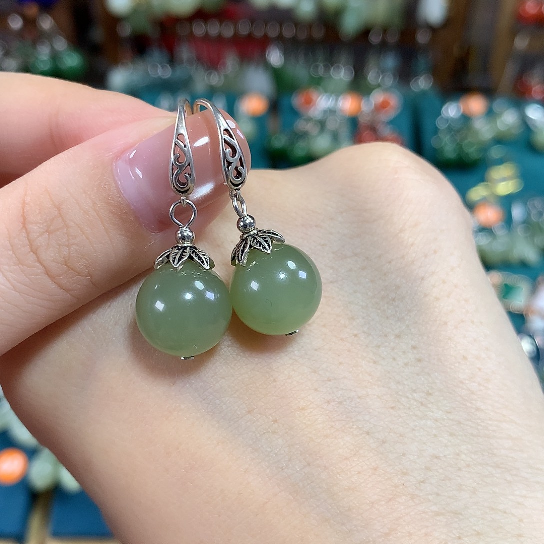 和田玉银S925镶嵌耳饰卡12左右