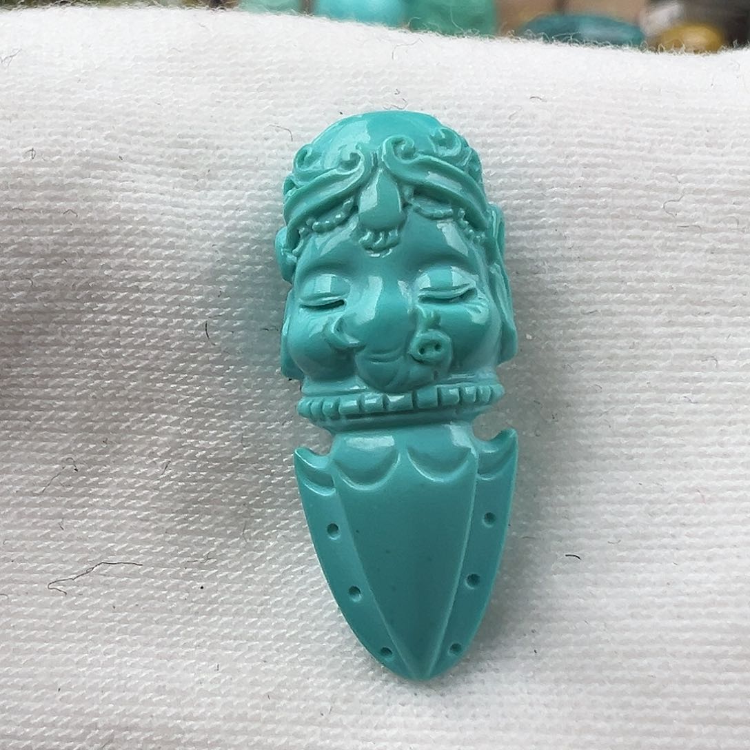 绿松石配饰未镶嵌