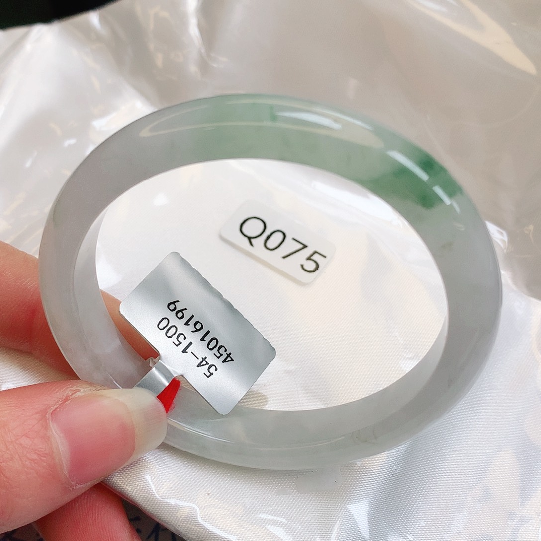 【闪购商品】翡翠手镯未镶嵌清**雅缅甸天然a货翡翠