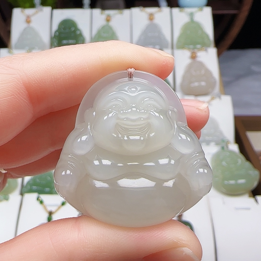 和田玉18K金镶嵌颈饰