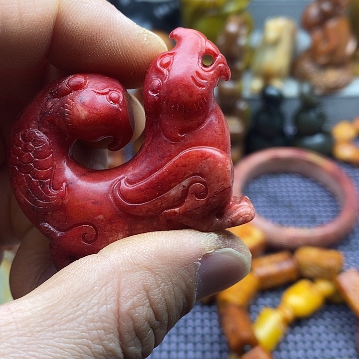 未镶嵌蛇纹石玉颈饰