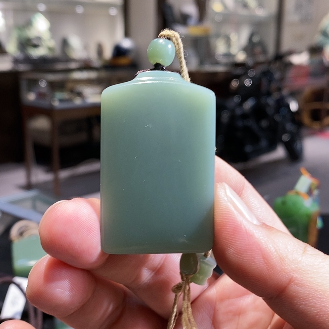 和田玉挂件未镶嵌