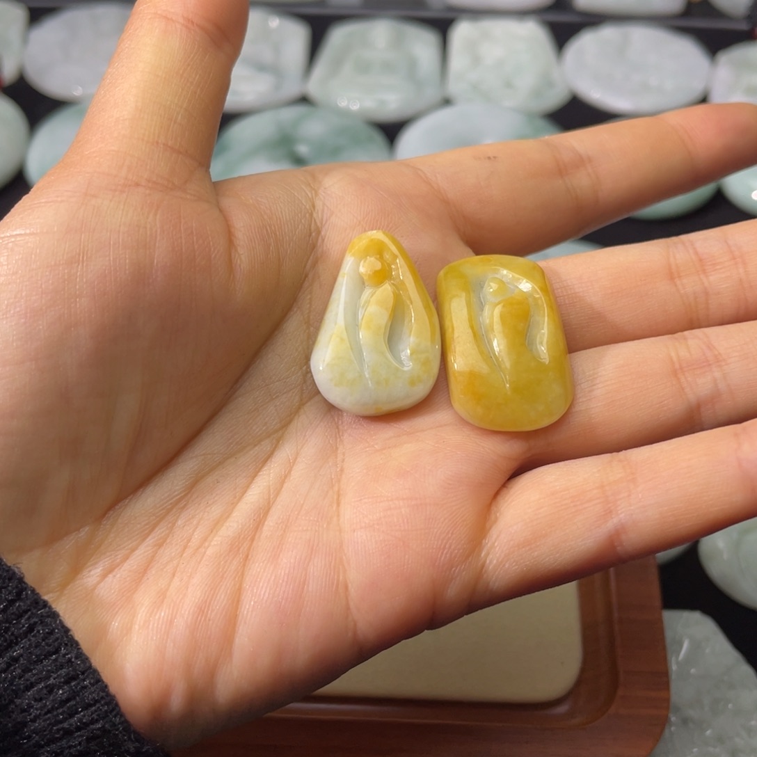 翡翠未镶嵌颈饰悟道2个