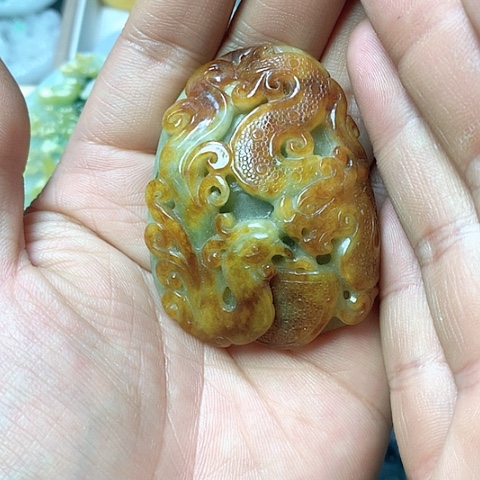 翡翠颈饰未镶嵌天然缅甸翡翠a货