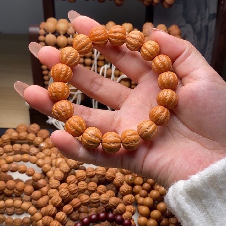 猴头核桃吊坠京八棱二等