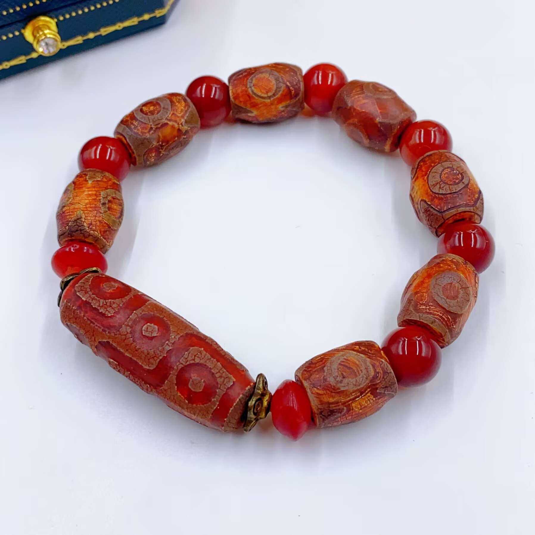 手链 2844    高配复古褐色桶珠手串多样性发货