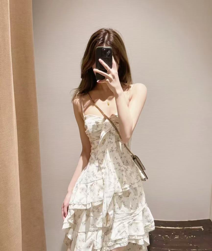 蕾丝连衣裙气质夏季性感夏季民族风钩花裙收腰碎花（孤品）