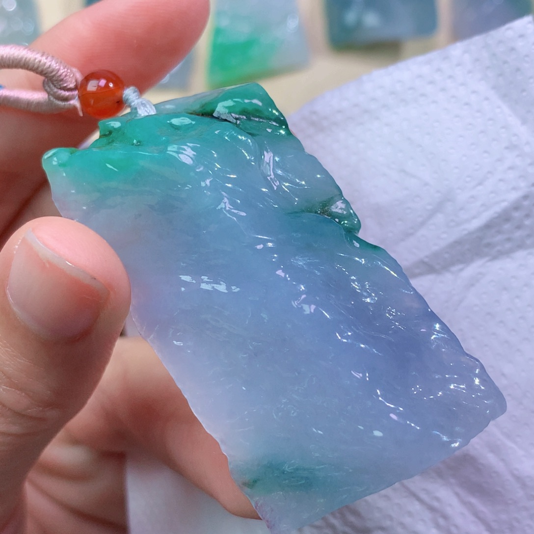 翡翠未镶嵌吊坠(赠链) 3794