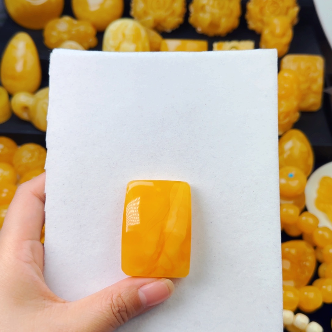 琥珀颈饰未镶嵌无事牌吊坠