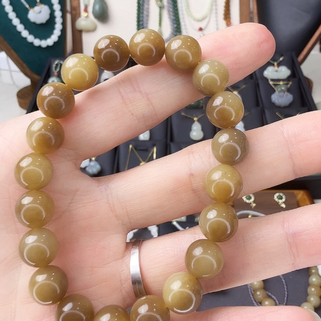 和田玉（糖玉）未镶嵌手链