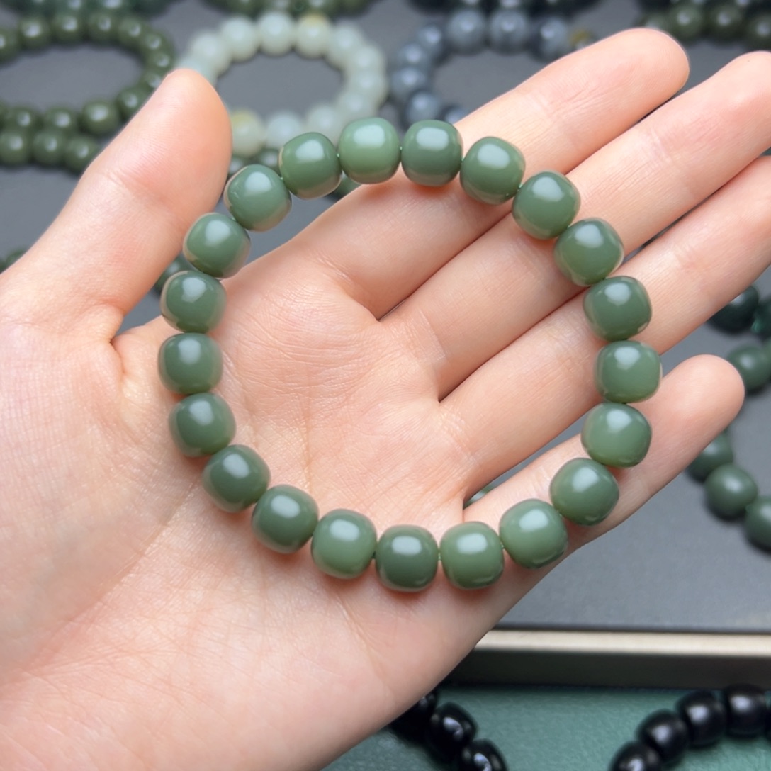 和田玉手链未镶嵌