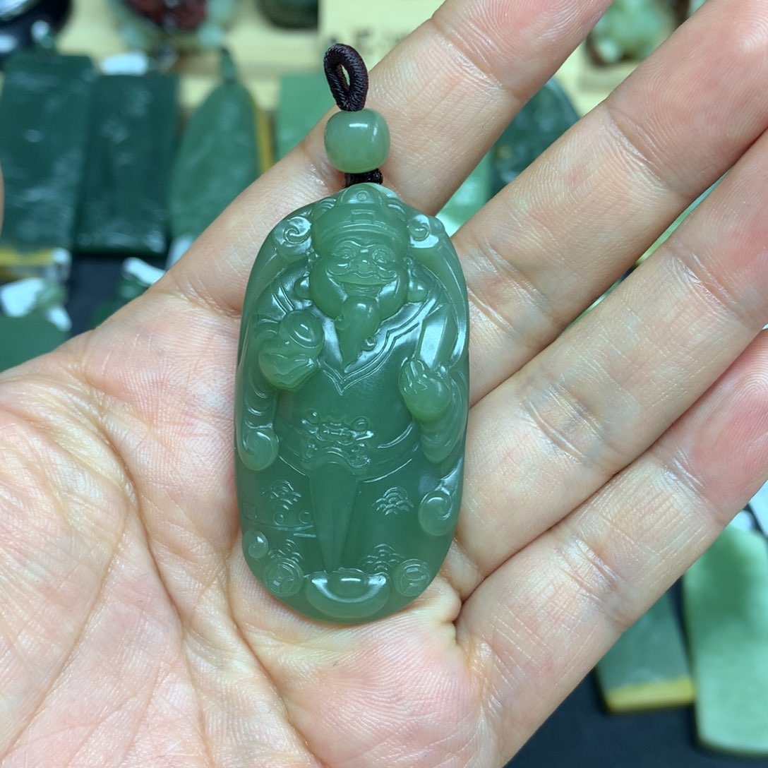 岫岩老玉（透闪石质玉）颈饰未镶嵌随**飞