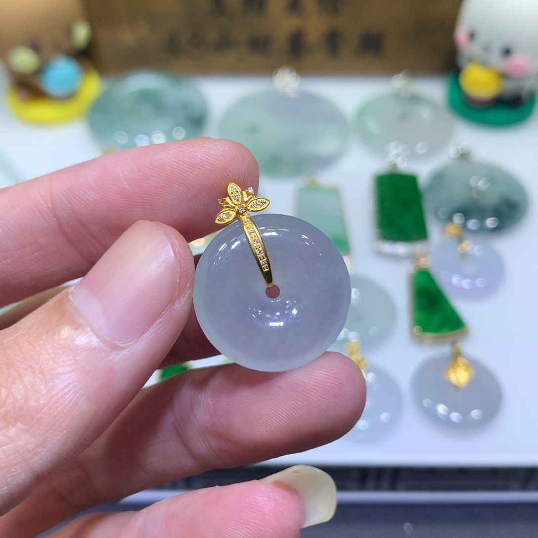 翡翠18K金镶嵌吊坠(不含链)