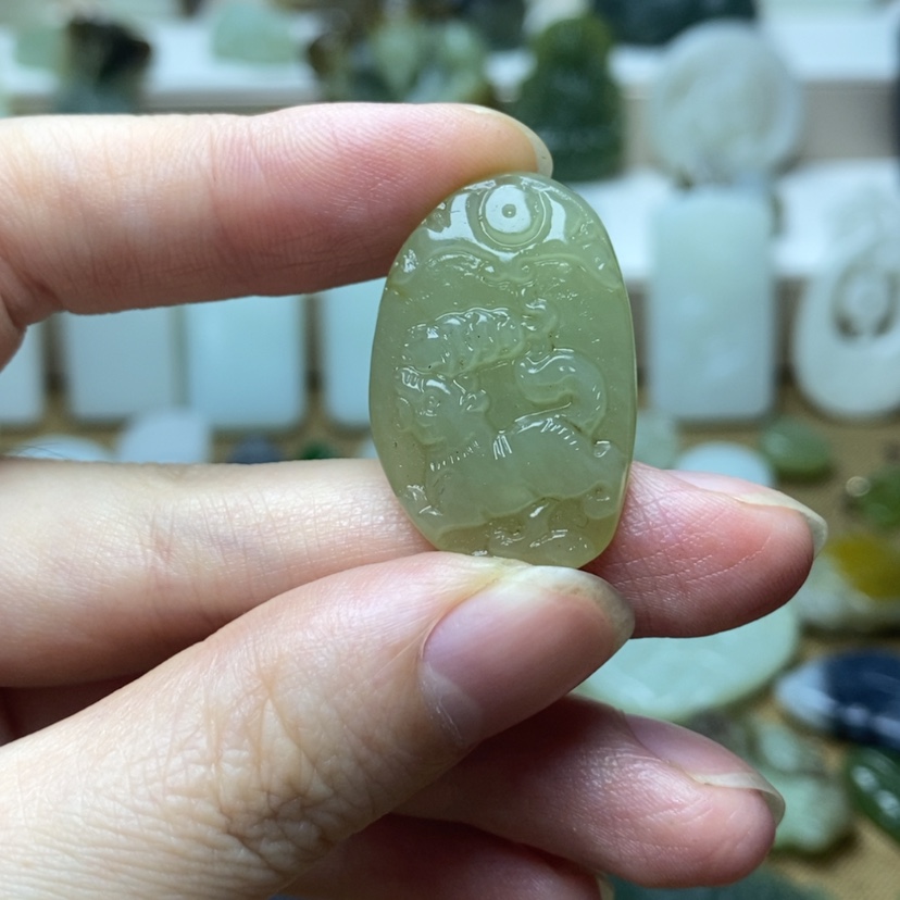 【闪购商品】颈饰未镶嵌和田玉