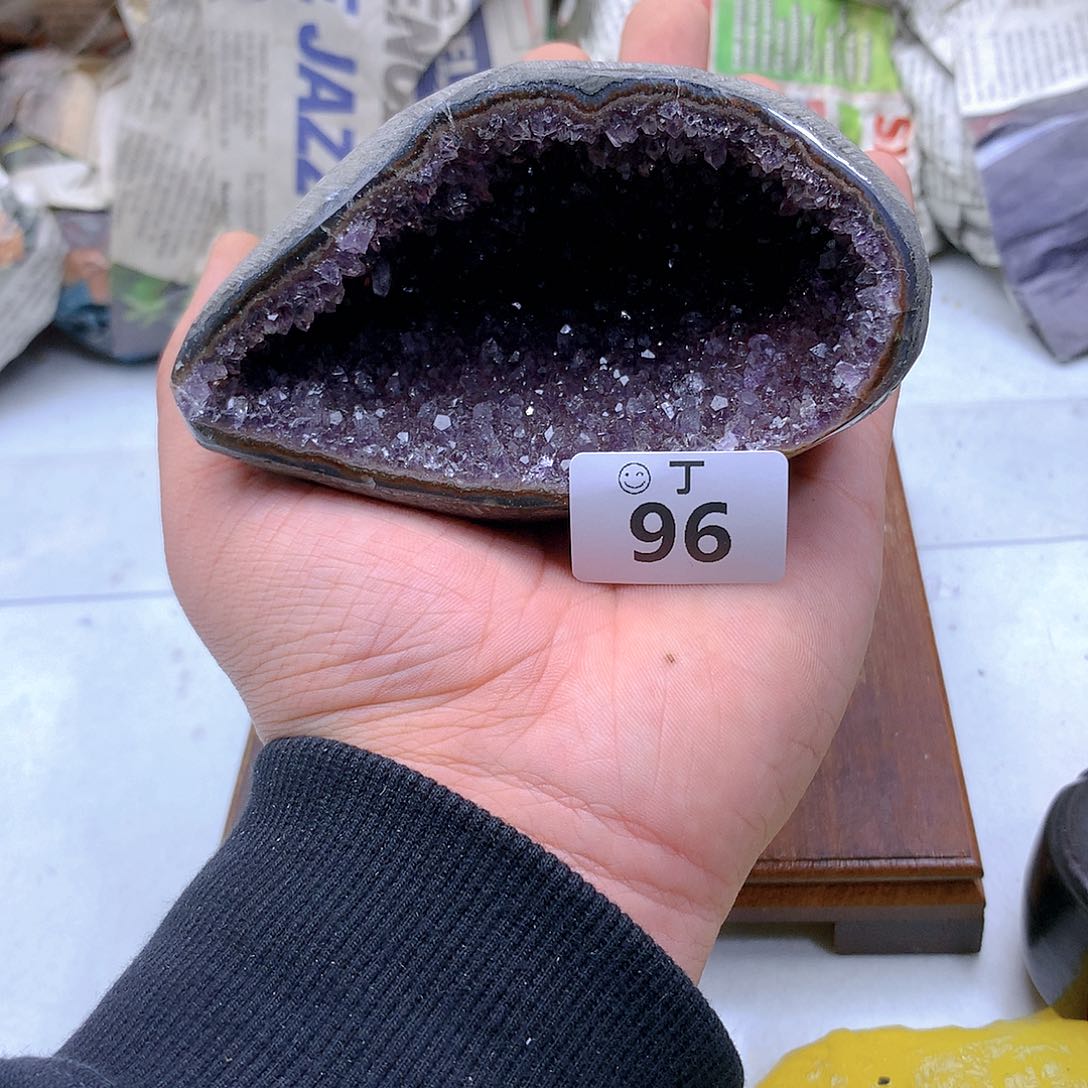 紫晶大型摆件（非配饰）未镶嵌