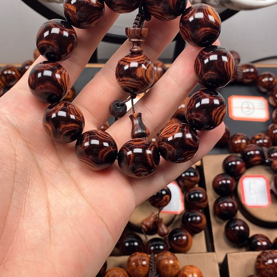 花梨木类福**喜2.0对眼鬼脸