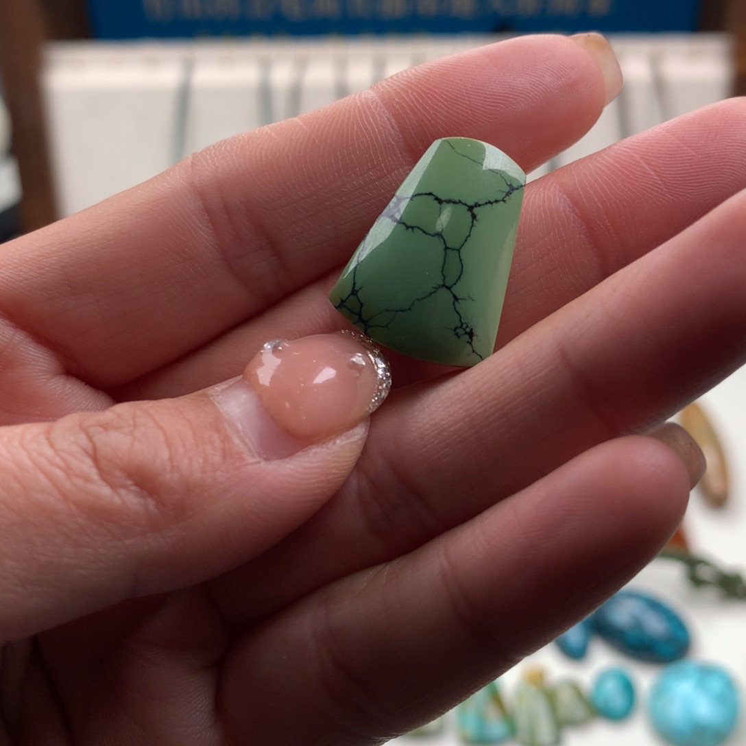 绿松石配饰未镶嵌