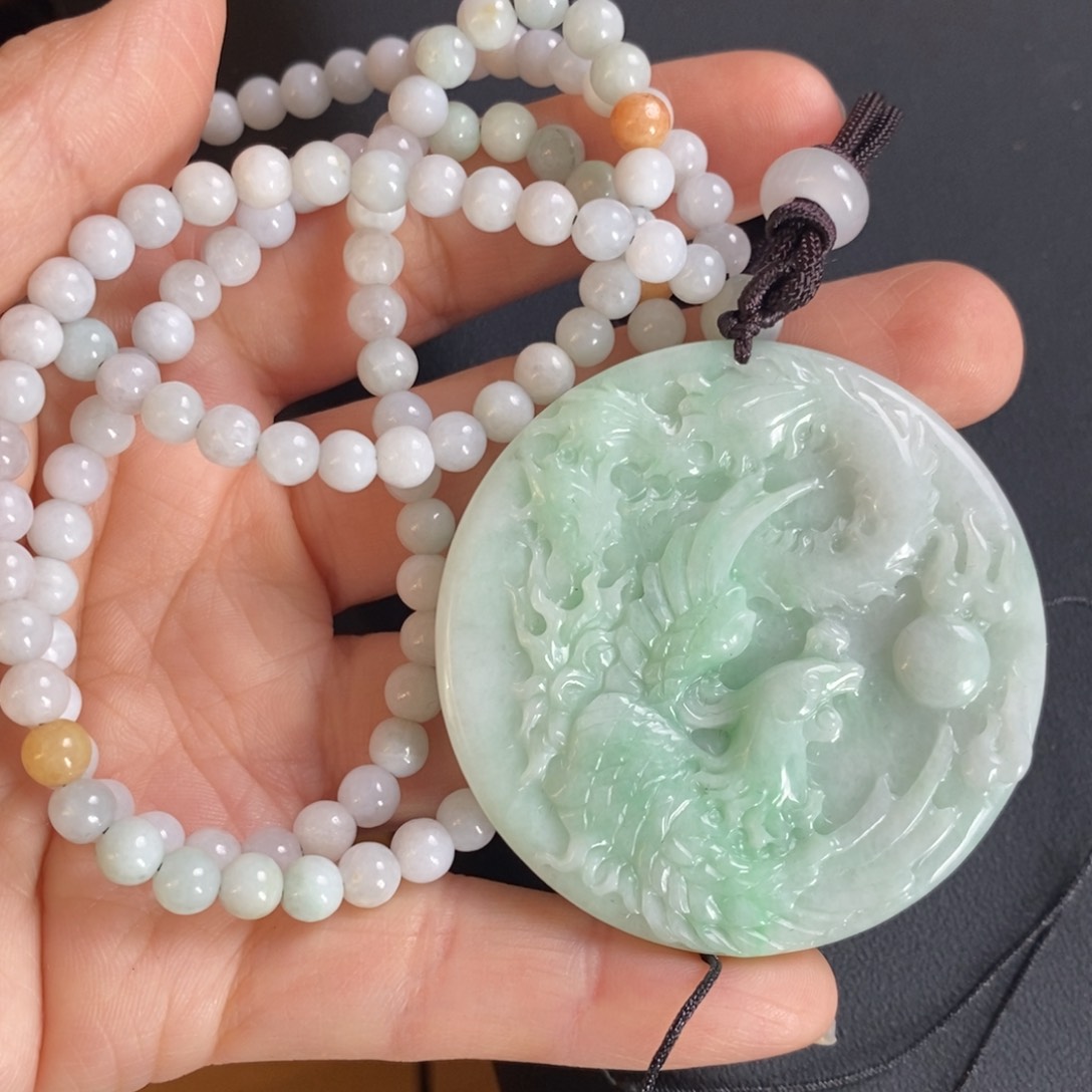 翡翠颈饰未镶嵌吊坠