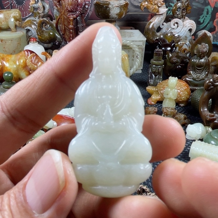 和田玉颈饰未镶嵌