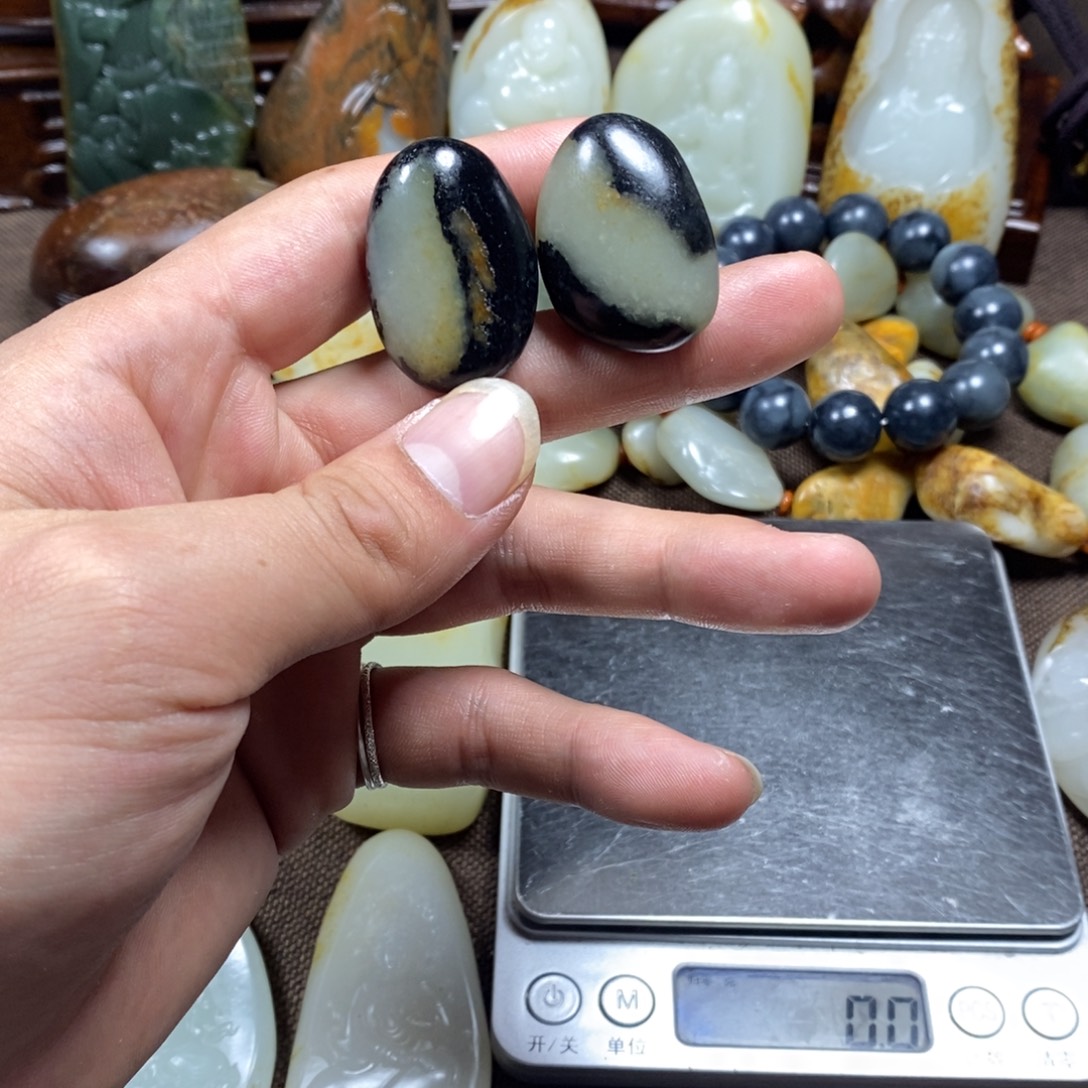 和田玉未镶嵌挂件