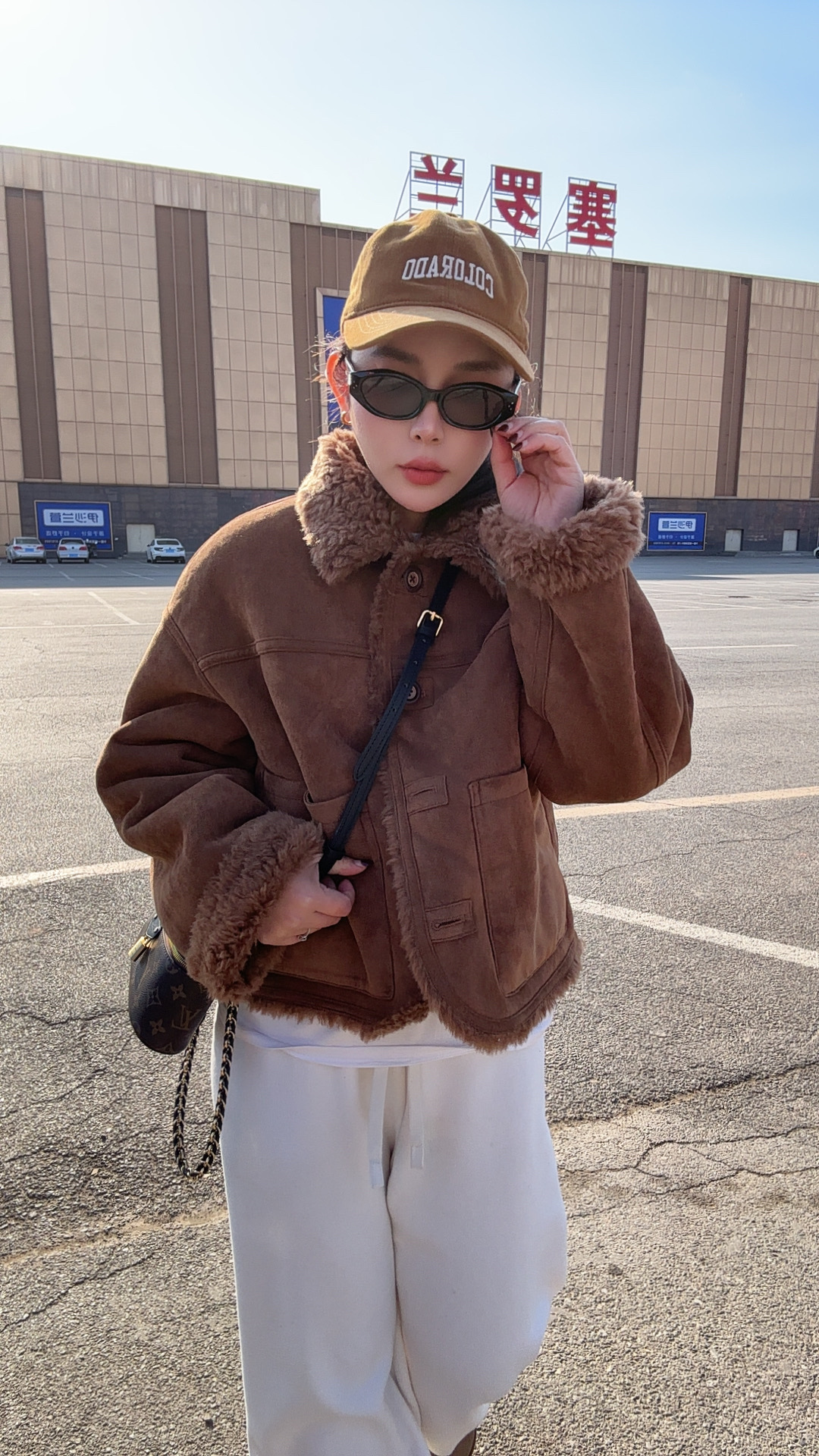 【羊里羊气】2025新款时尚加厚百毛羊毛复合一体慵懒风短外套1061