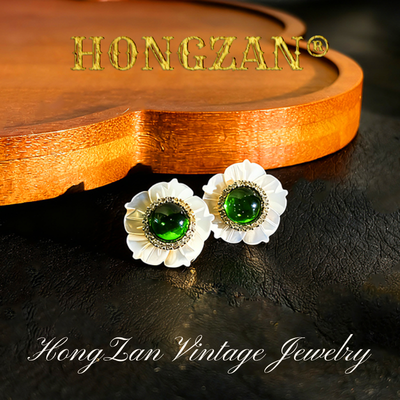 铜合金亚克力耳饰 HONGZAN [月华凝翠] 时尚百搭镀K耳钉 ES098