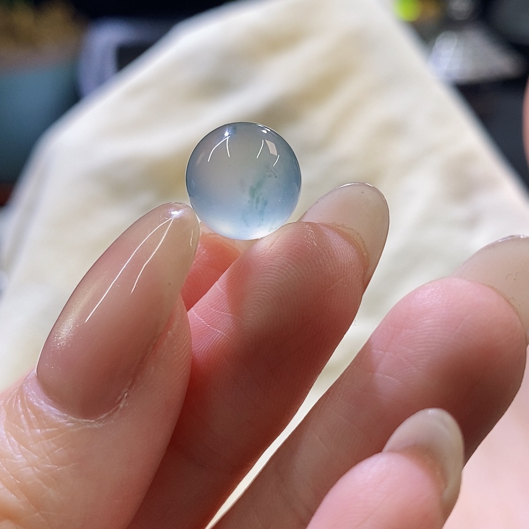 翡翠未镶嵌挂件福利不过万卡10.8