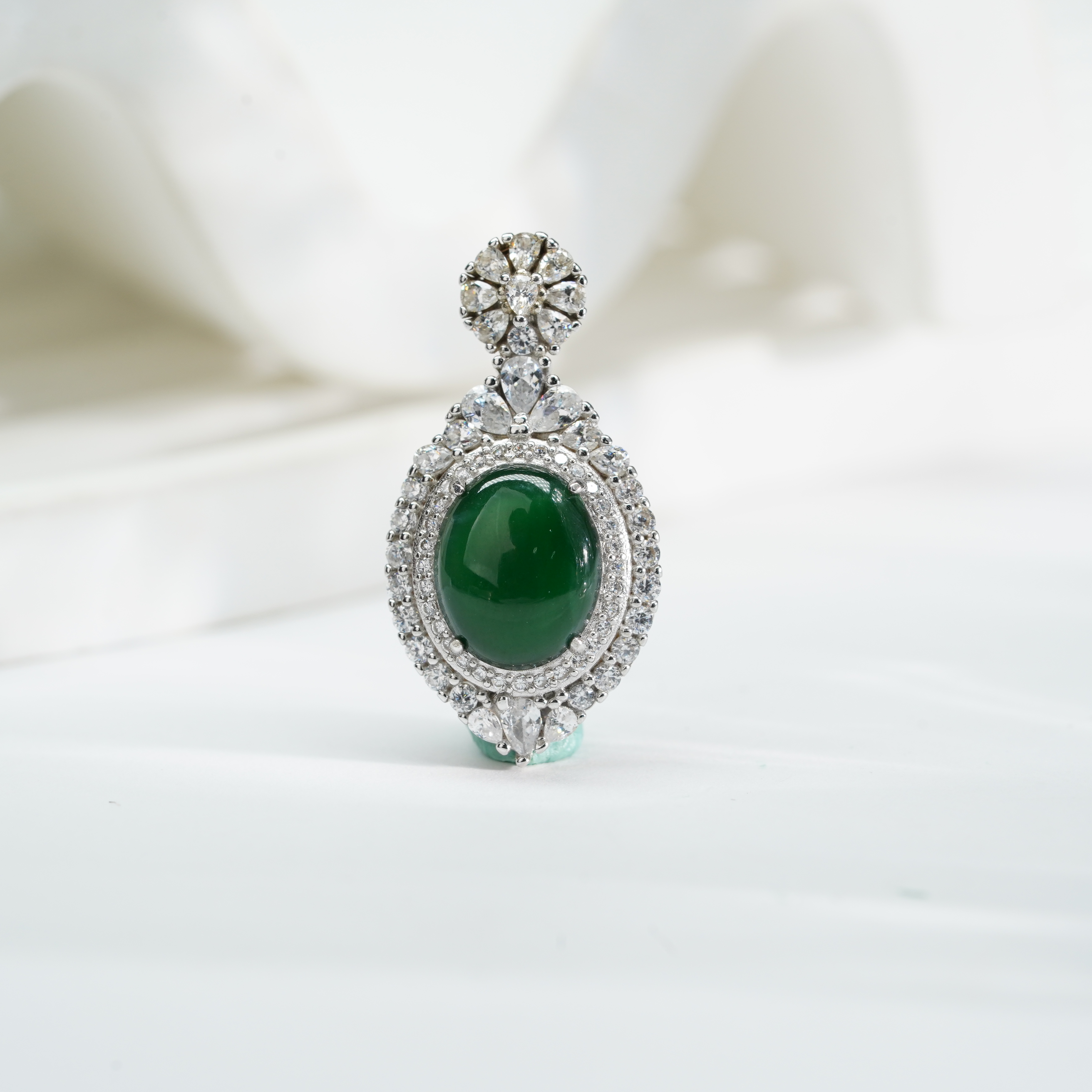 【小北好物】S925银翡翠吊坠约8*10mm【多样性发一件】QH84X137