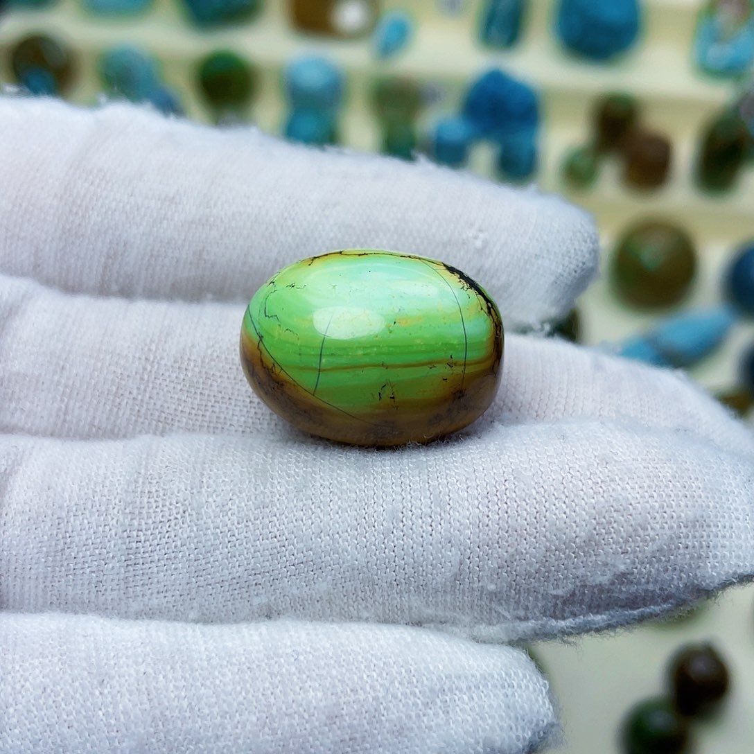 绿松石颈饰未镶嵌