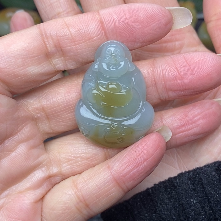 和田玉颈饰未镶嵌山****啊