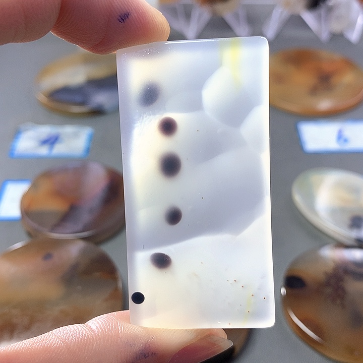 未镶嵌颈饰玛瑙/玉髓