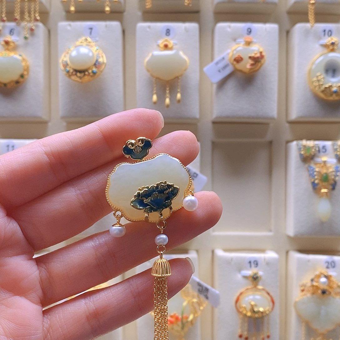 和田玉颈饰银S925镶嵌