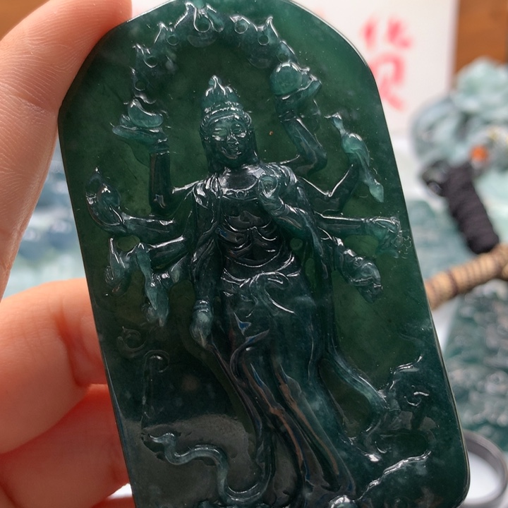 翡翠颈饰未镶嵌保真天然A货翡翠