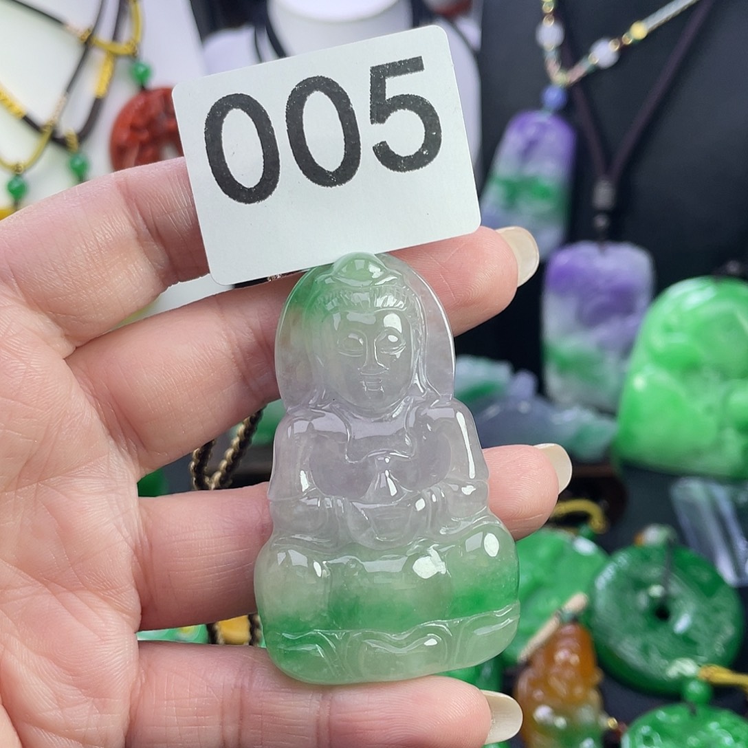翡翠未镶嵌吊坠(赠链)